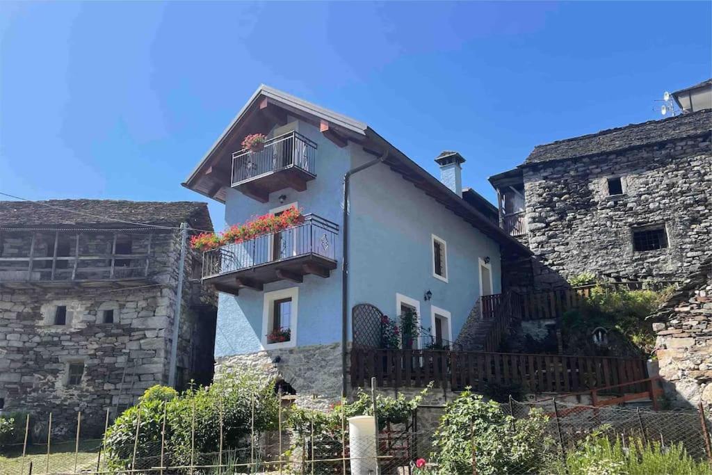 Casa Del Cios Calda E Intima Casetta Immersa Nel Verde Delle Montagne Alpe Basciumo Exteriör bild
